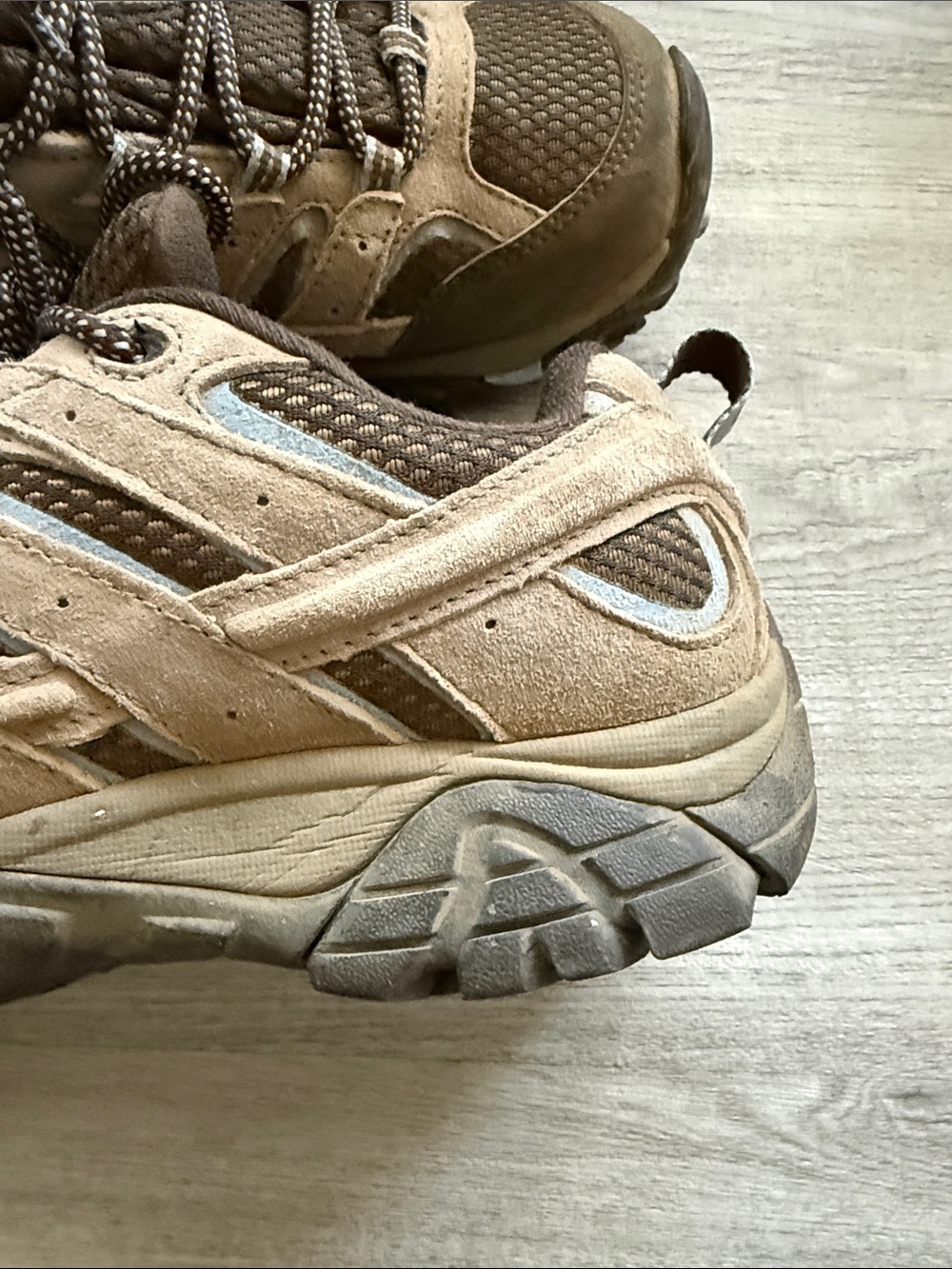 Merrell Moab 2 Waterproof Hiking Shoes - Picture 10 of 16